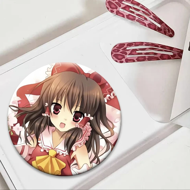 Фото Брошь с HD принтом, значок проекта Touhou, мультяшная фигурка, круглые броши для дисплея, Yuuka Kazami Hakurei Reimu, булавки для лацканов, подарки №4