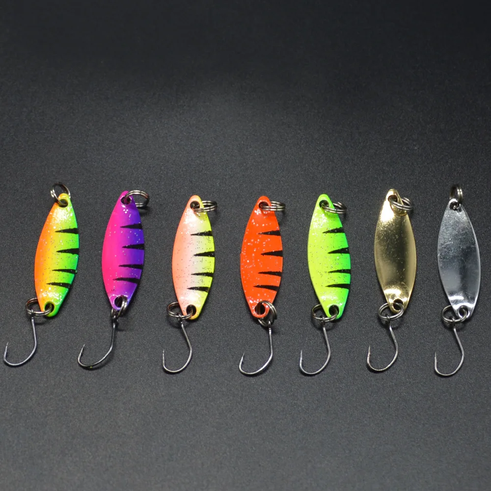 

Newly Fishing Trout Spoons Set 7PCS Spoons 2g Iron Trout Bait Set with Single Hook Hard Baits Fishing Tackle