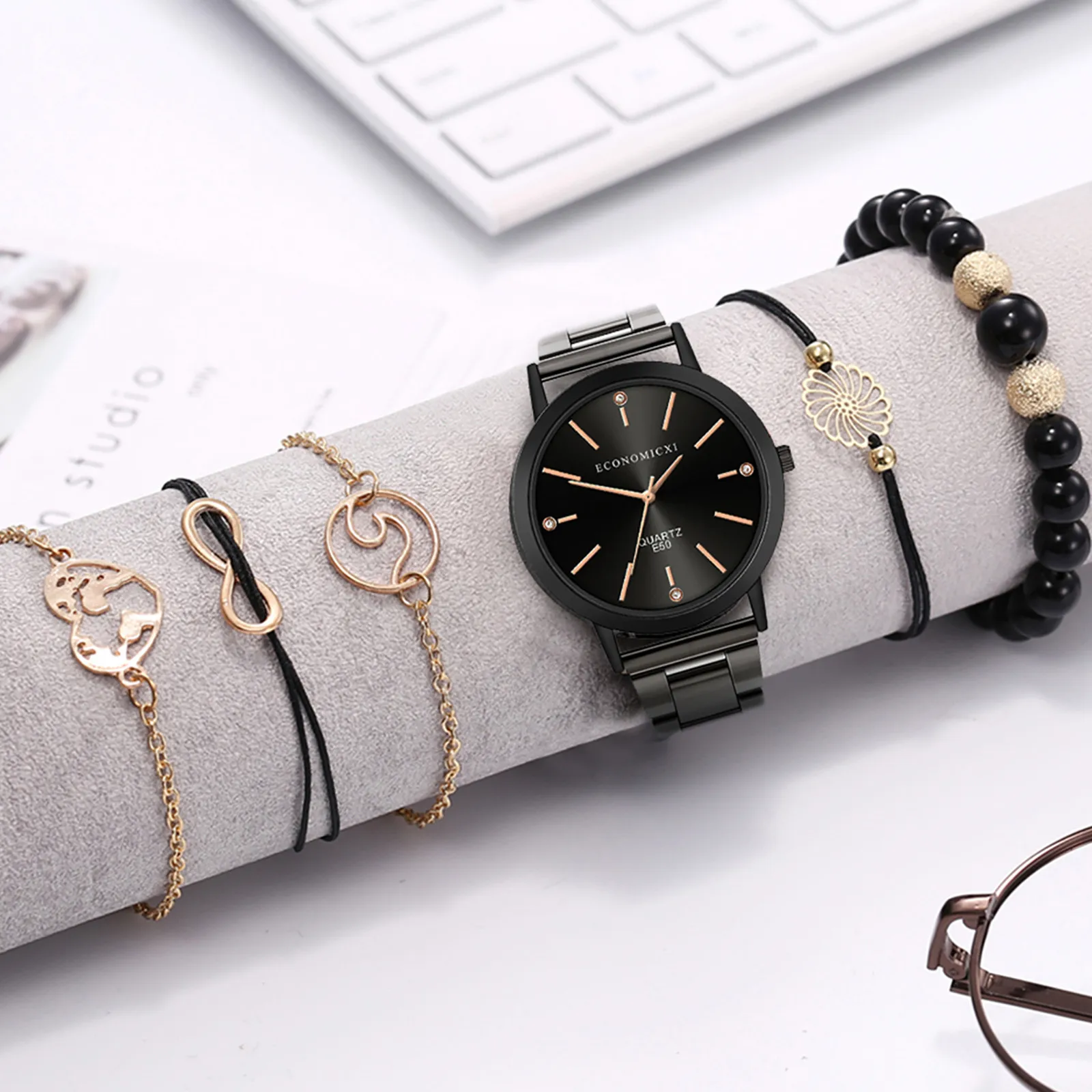 

Watch Bands Metal Ladies Watch with Light Popular Quartz Watch Luxury Bracelet Watch Bands Metal Ladies Watch with Light