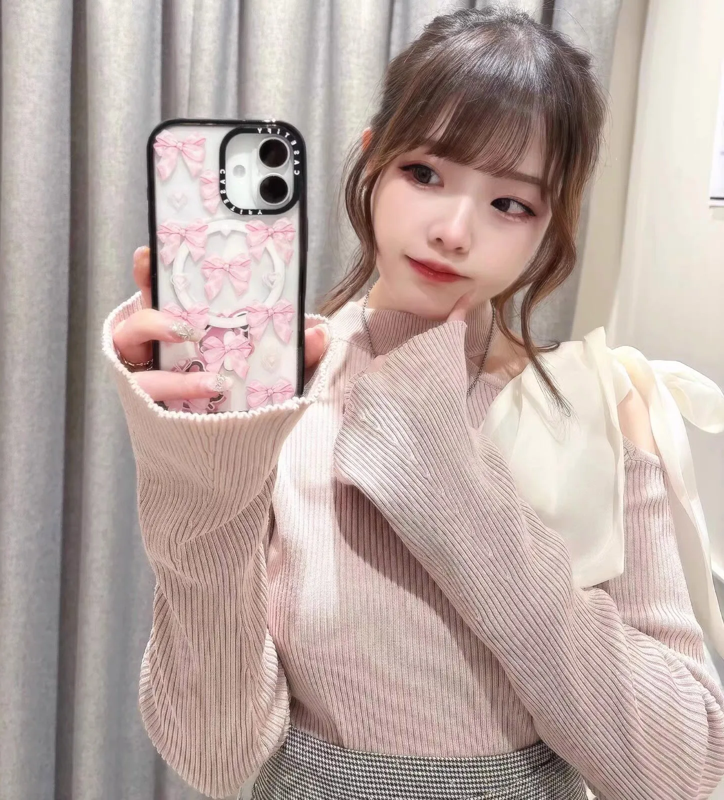 Осенние шикарные свитера в японском стиле с открытыми плечами и бантом на