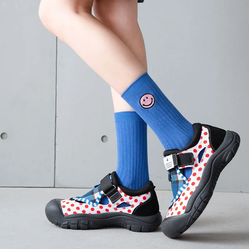 Spring Summer Women Middle Tube Socks Japanese Style Candy Colour Cute Smiley Face Embroidery Breathable Cotton Sports Socks