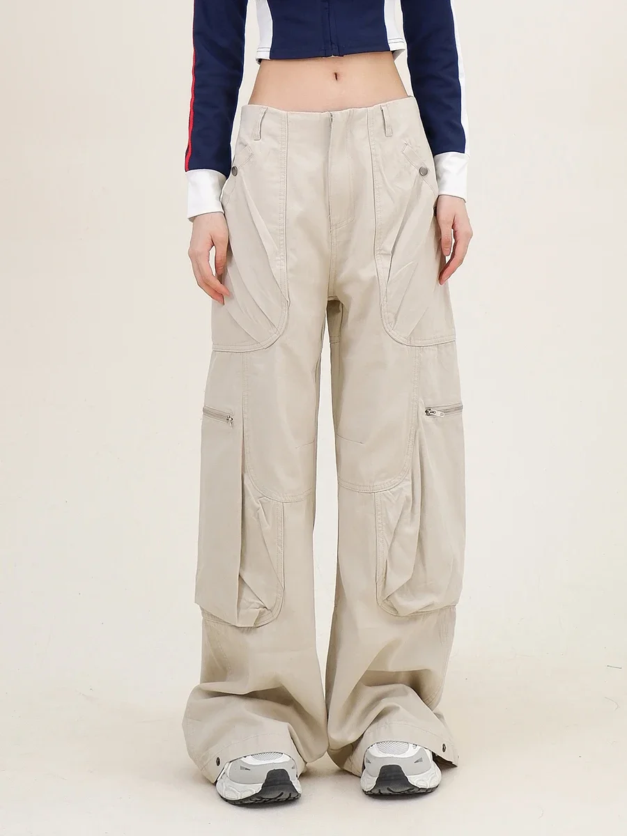 Женские плиссированные брюки с несколькими карманами осень 2024