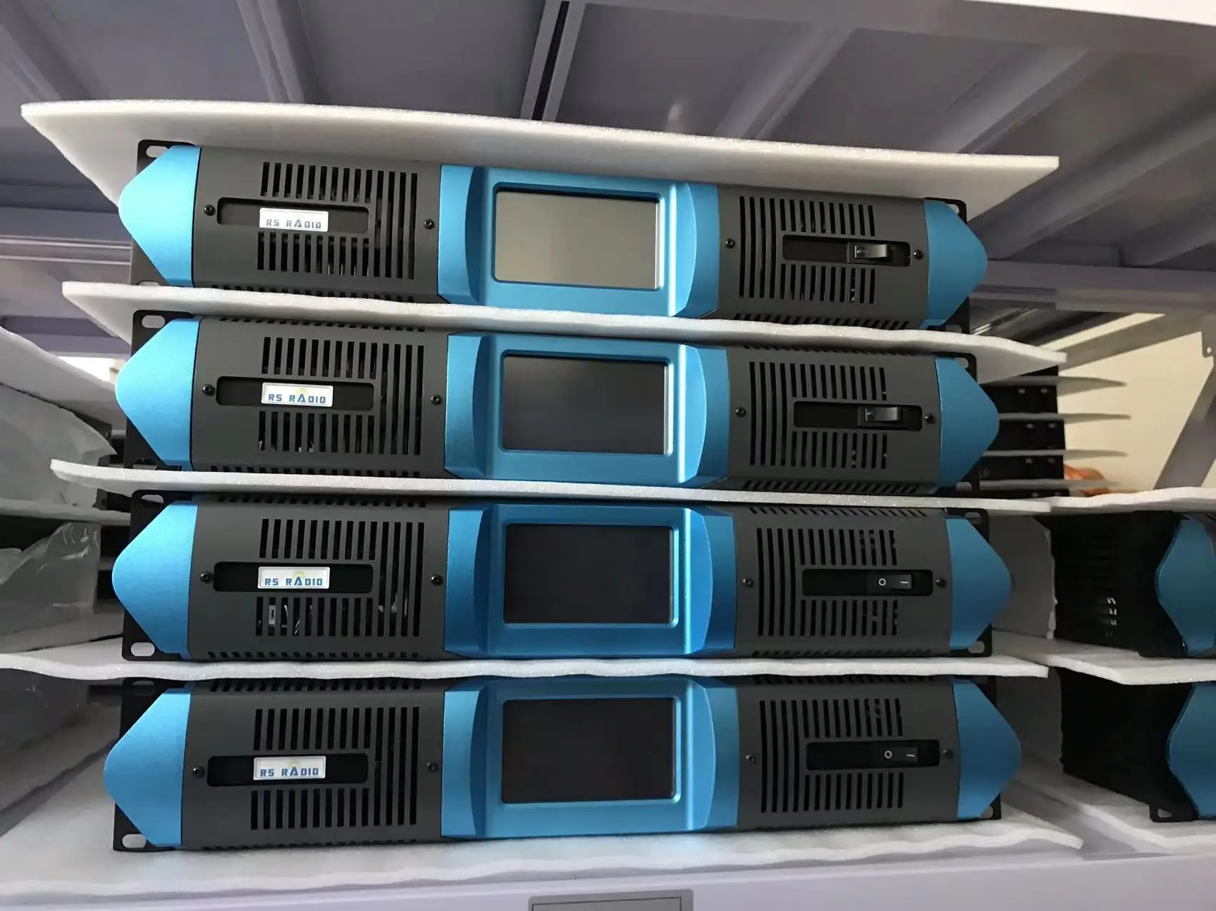 87.5 -108MHZ Touch Screen Radio 500 Watt Fm Transmitter 500W |