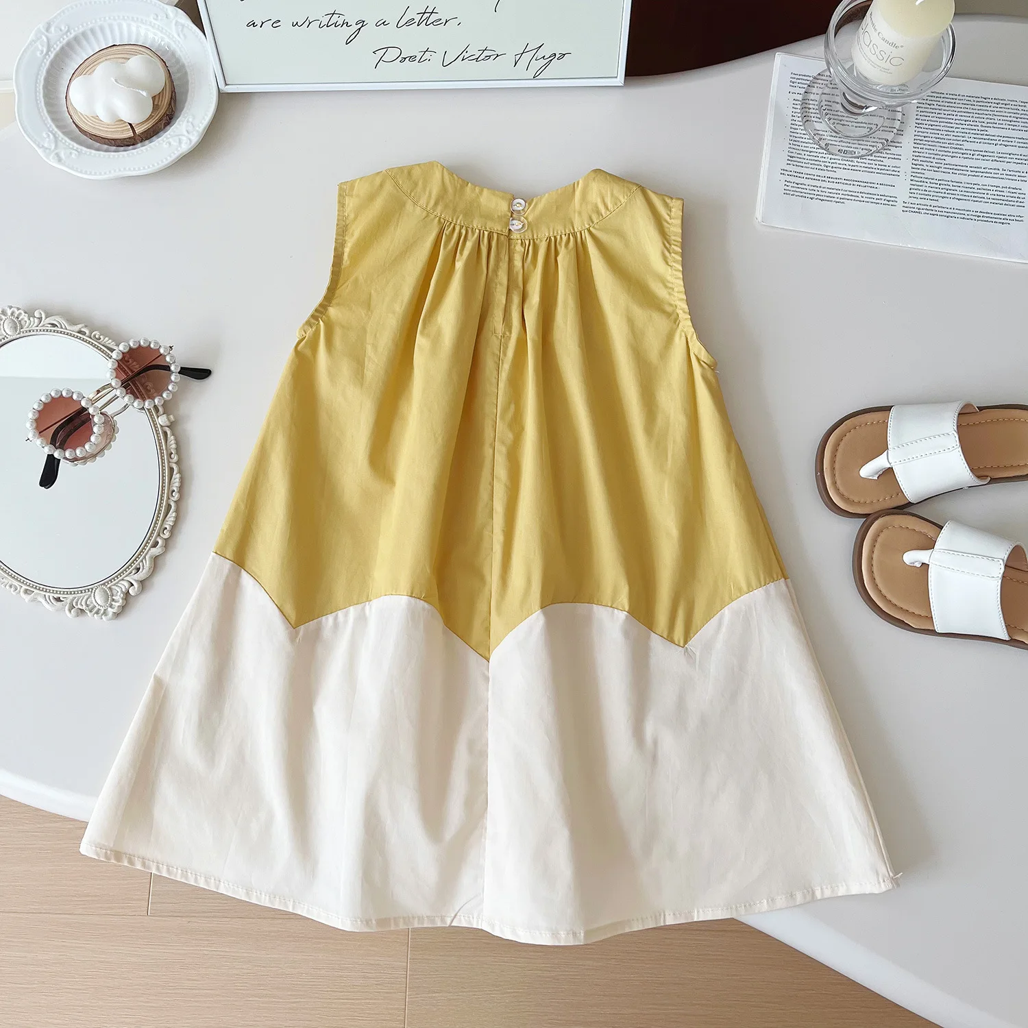 Лето 2024 новое корейское платье без рукавов для женщин и детей одинаковое по цвету