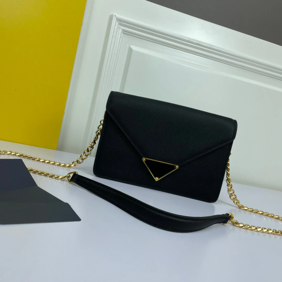 

2022 New fashion unisex one shoulder messenger leather bag