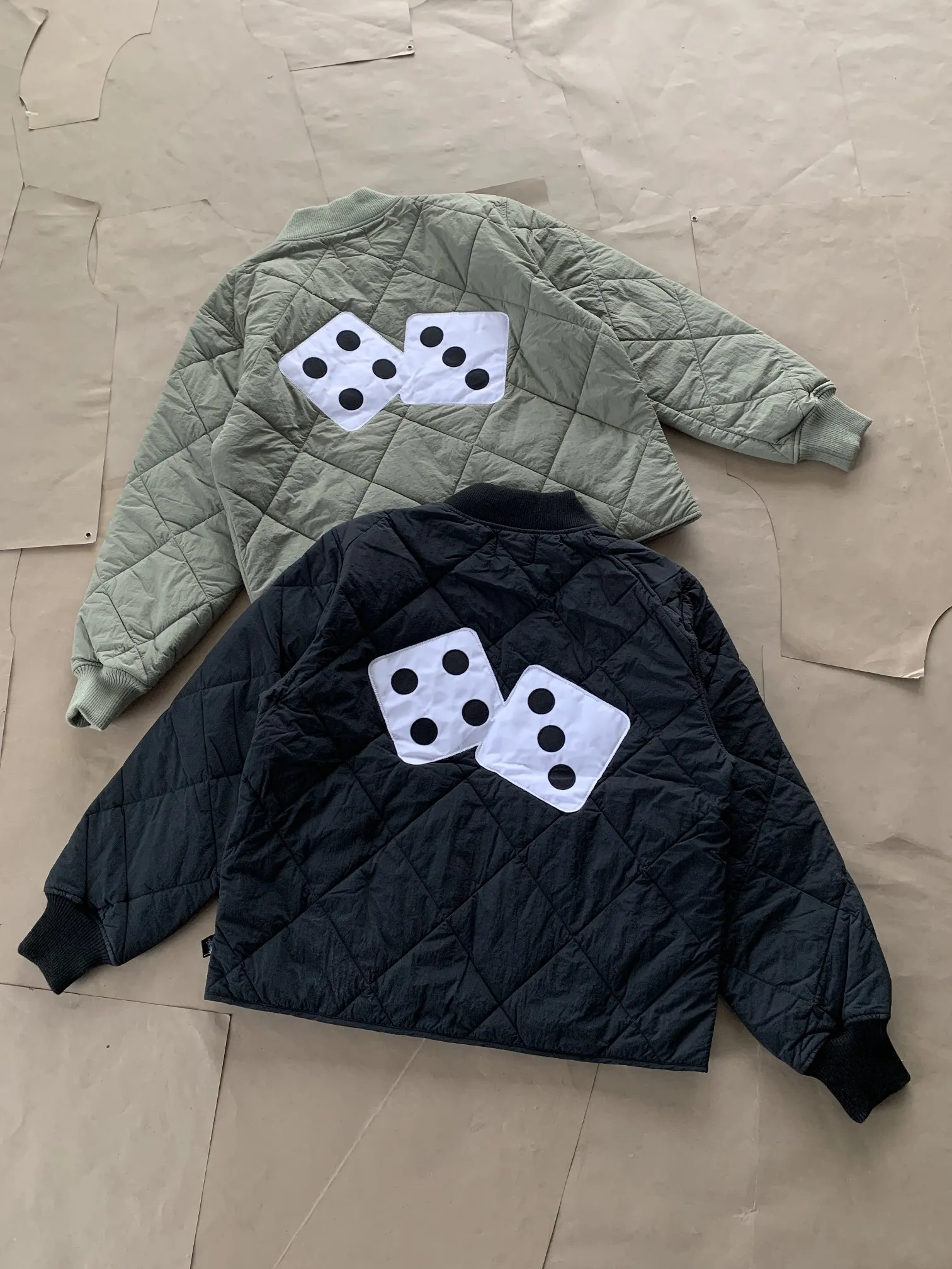 

Autumn New Men's Warm High Quality Dice Coat Women's American High Street Hip Hop Embroidered Cotton Jacket