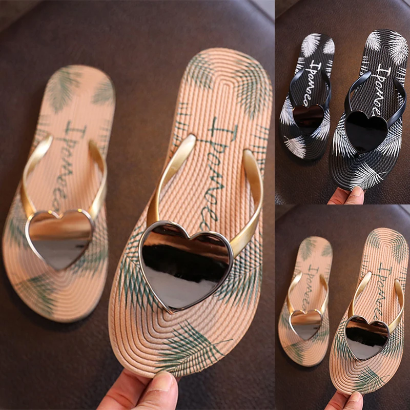Шлепанцы женские с сердечками модные сандалии плоская подошва повседневные