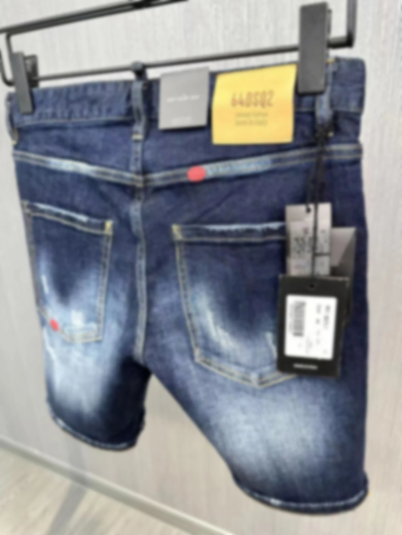 2023 Spring/Summer D2 Jeans New Men's Jeans Shorts Fashion Slim Fit Patch Elastic Capris Shorts Fashion Men's Speckle Ink