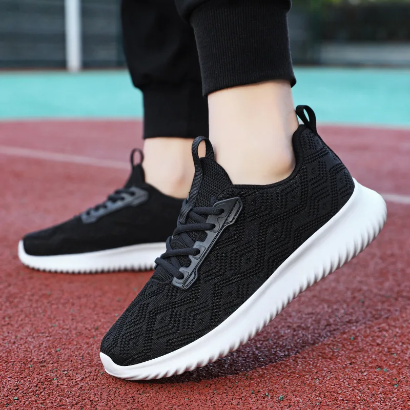

Sneakers Sports Shoes Men's 2022 Spring New Breathable Mesh Soft Bottom Large Korean Version Leisure Odor Proof Running