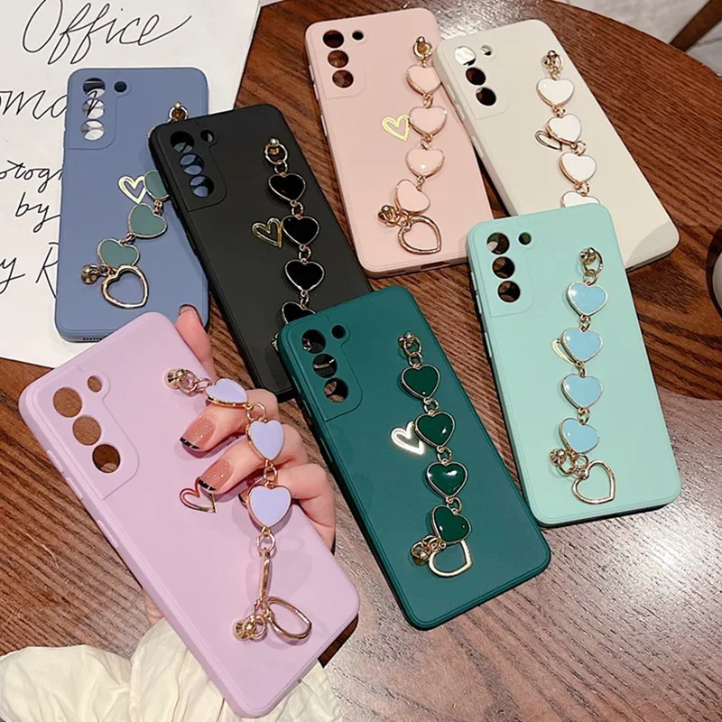 

3D Love Heart Wrist Bracelet Phone Case For Samsung S22 S21 Plus Note 20 Ultra S20 FE A52 A72 A12 A42 A32 A51 A71 Silicone Cover