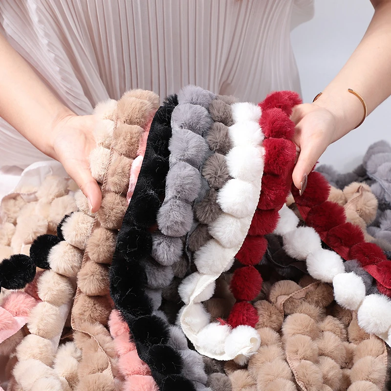 

Лента из искусственного меха в форме шара, 1 м