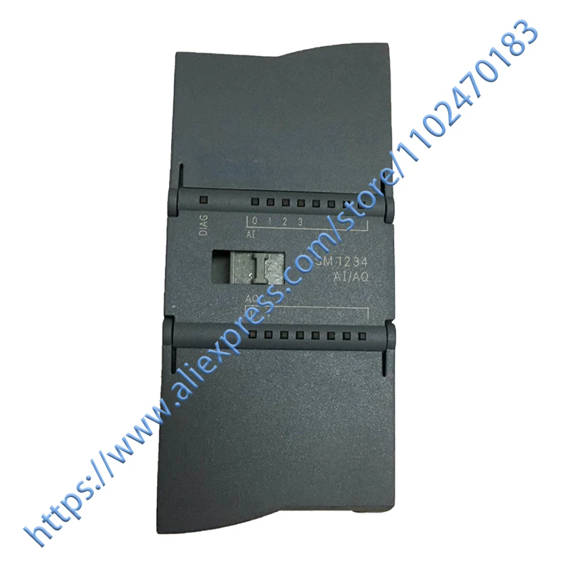 

Отправлено в течение 24 часов, продается только оригинальные товары 6ES7234-4HE30-0XB0