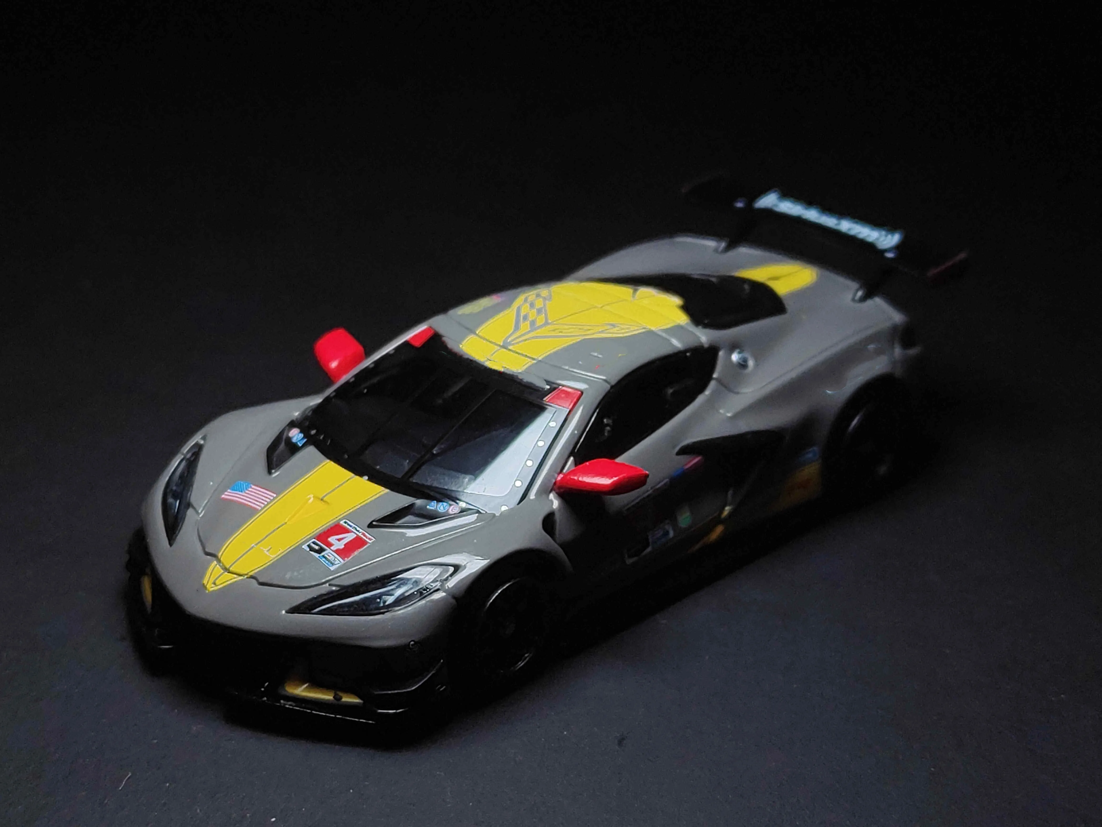 

HeyToys Mini GT 1/64 254 C8.R #4 2020 IMSA 24 Hrs of Daytona DieCast Model Collection Limited Edition