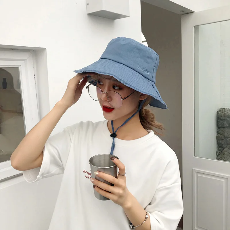 

Literary and Leisure Fisherman Hat