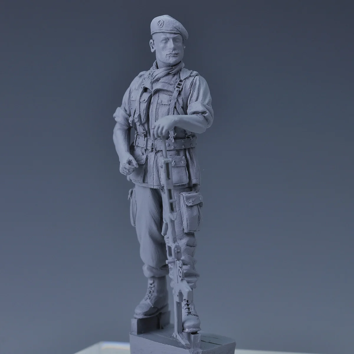 

New Comes 1/35 Beret Soldier 1pc WA#35511 Resin Model Kits