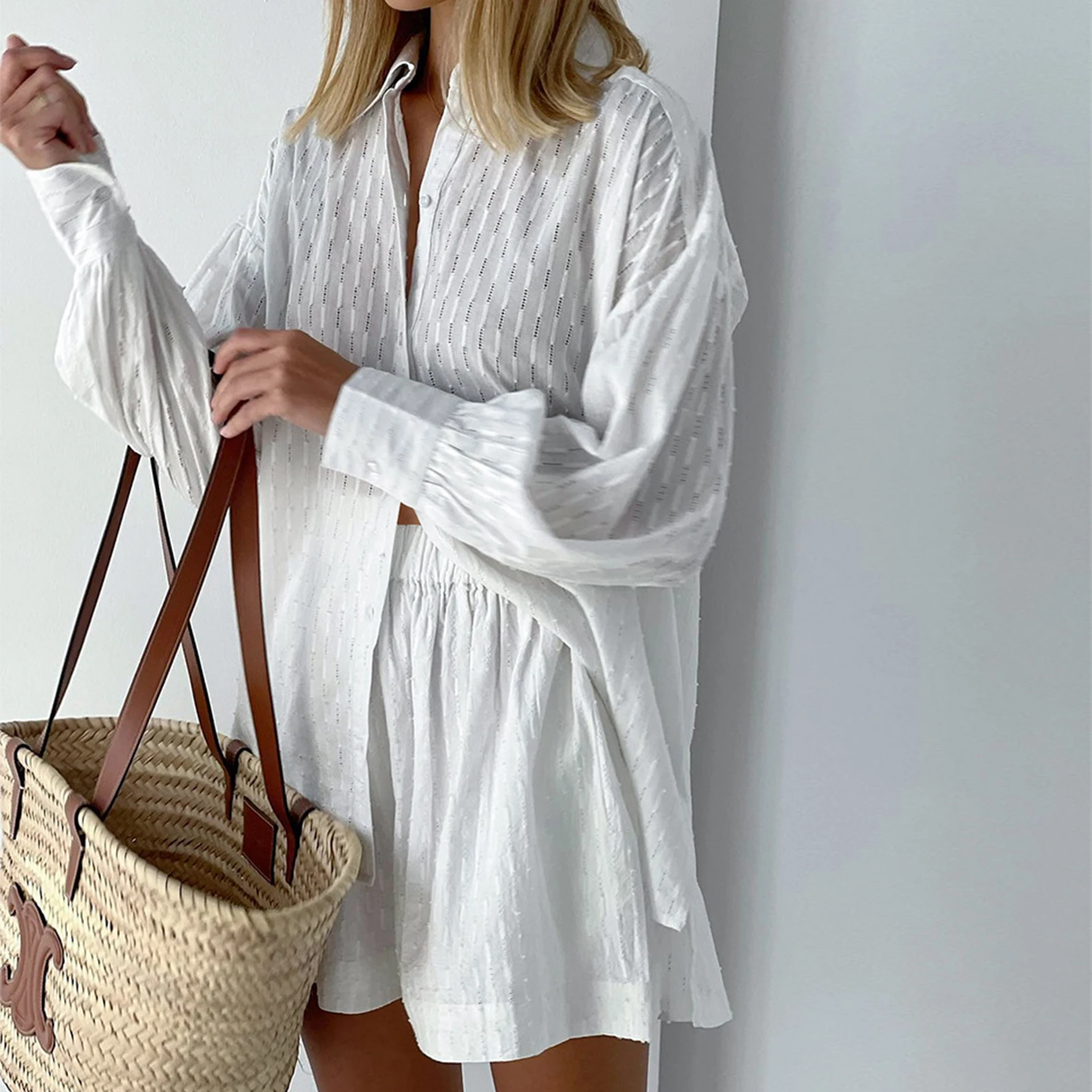 

Женская рубашка и шорты с высокой талией, повседневный комплект из 2 предметов, летний модный жаккардовый Свободный Топ с пышными рукавами и шорты