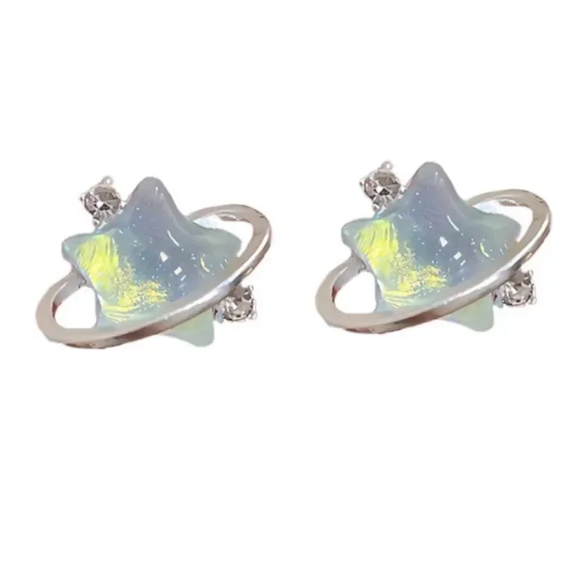 Новые темпераментные серьги-гвоздики из акриловой смолы с синей звездой для