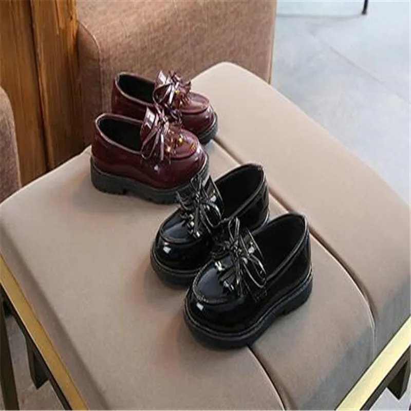 

New Girls Black Dress Leather Shoes Children Wedding Patent Leather Kids School Oxford Shoes Flat Fashion Rubber A5688