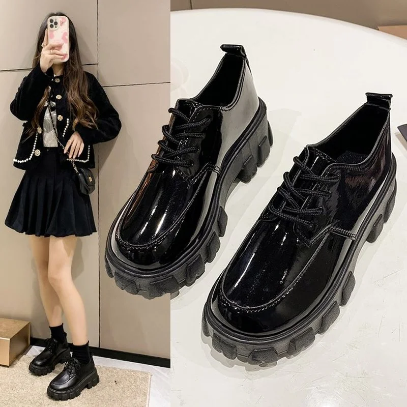 

Small Leather Shoes Female 2022 New Wild Thick High Heel Retro Black Work Shoes Spring and Autumn Sponge Cake Low Single Shoes