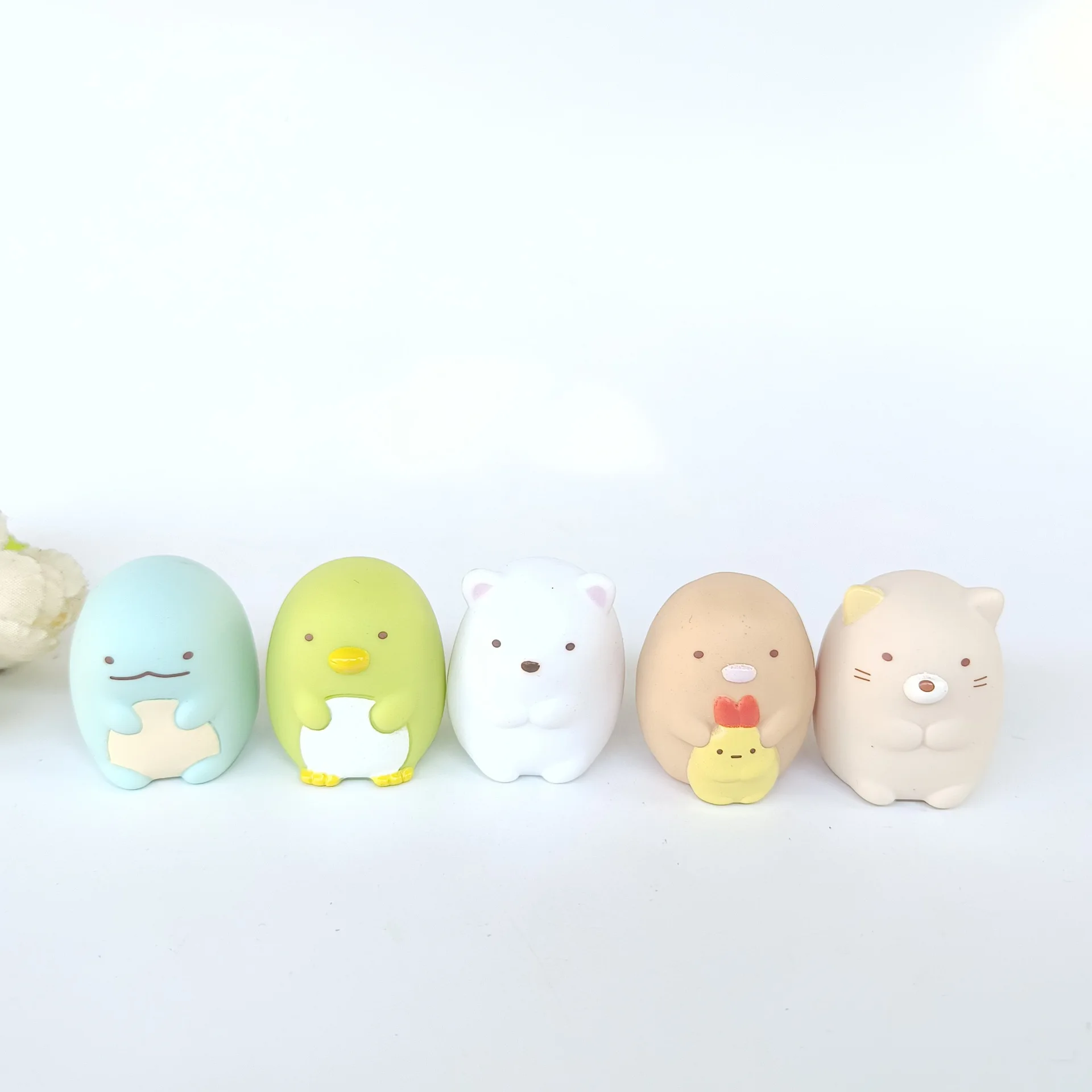 

50PCS Corner lives 3.5cm cartoon cute kids toys home decoration