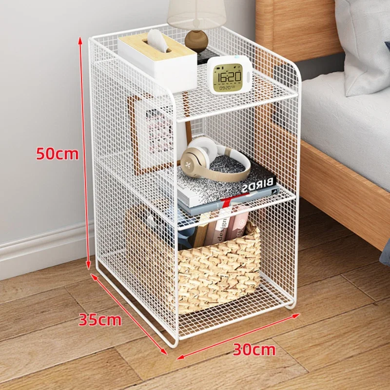 Круглый журнальный столик в скандинавском стиле