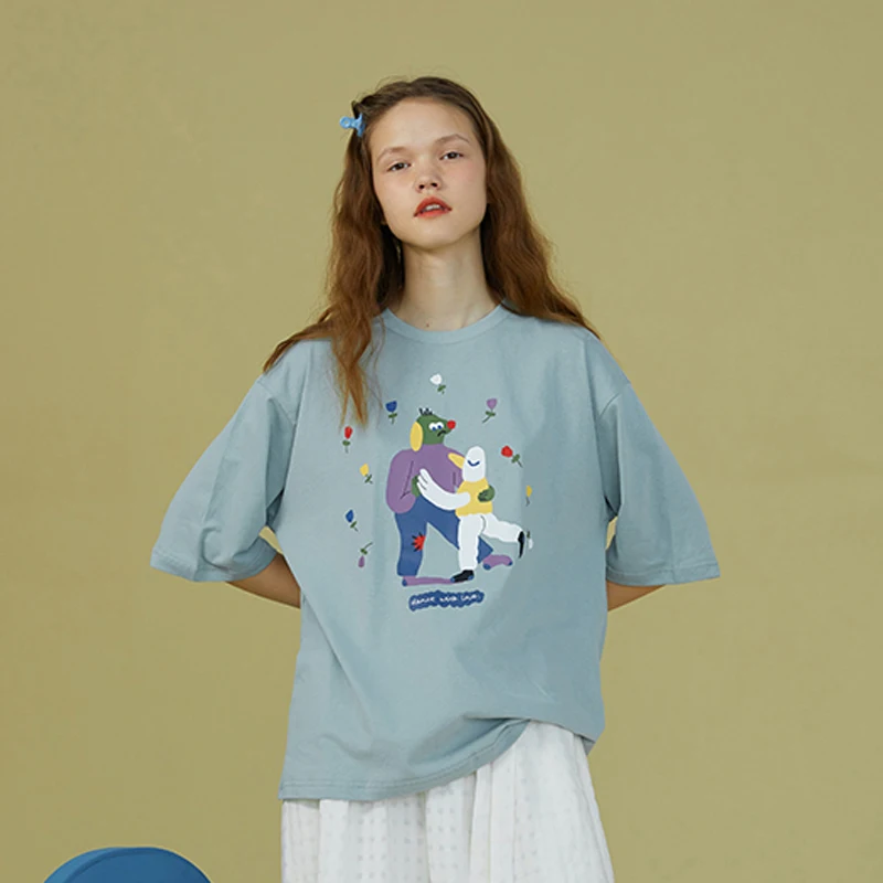 

Футболка женская летняя хлопковая оверсайз с круглым вырезом и коротким рукавом