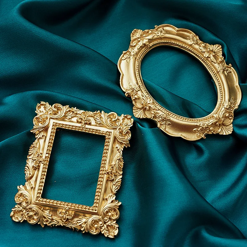 

Gold retro photo frame Jewelry props Product Photography accessories props ornaments photography food photography background