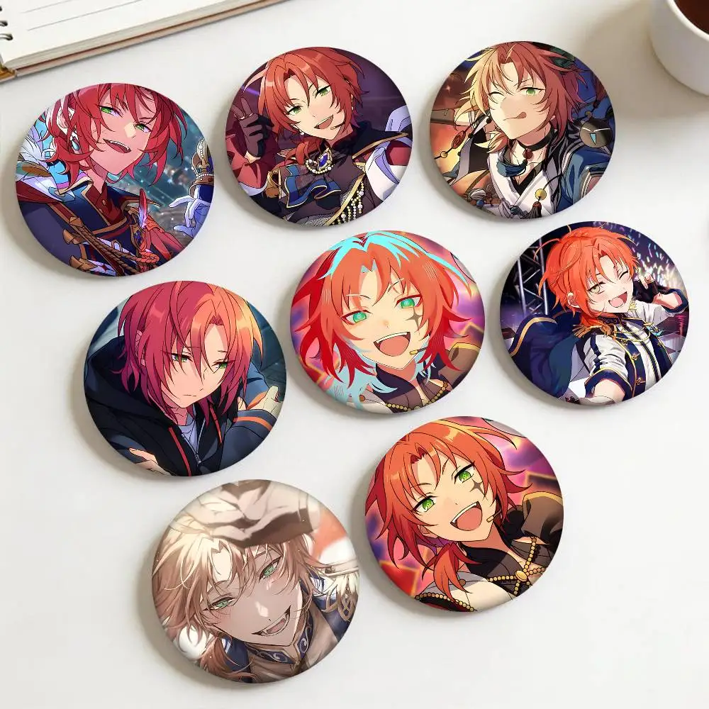 Фото Круглые значки с персонажами аниме-сериала Ensemble Stars, включая Цукинагу Лео, можно использовать для украшения одежды и рюкзаков. №3
