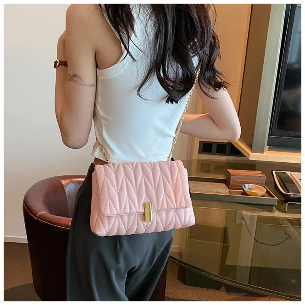 

Baobao Women's 2023 New Summer One Shoulder Crossbody Chain Bag Premium Small Fragrance Light Luxury Texture Underarm Bag