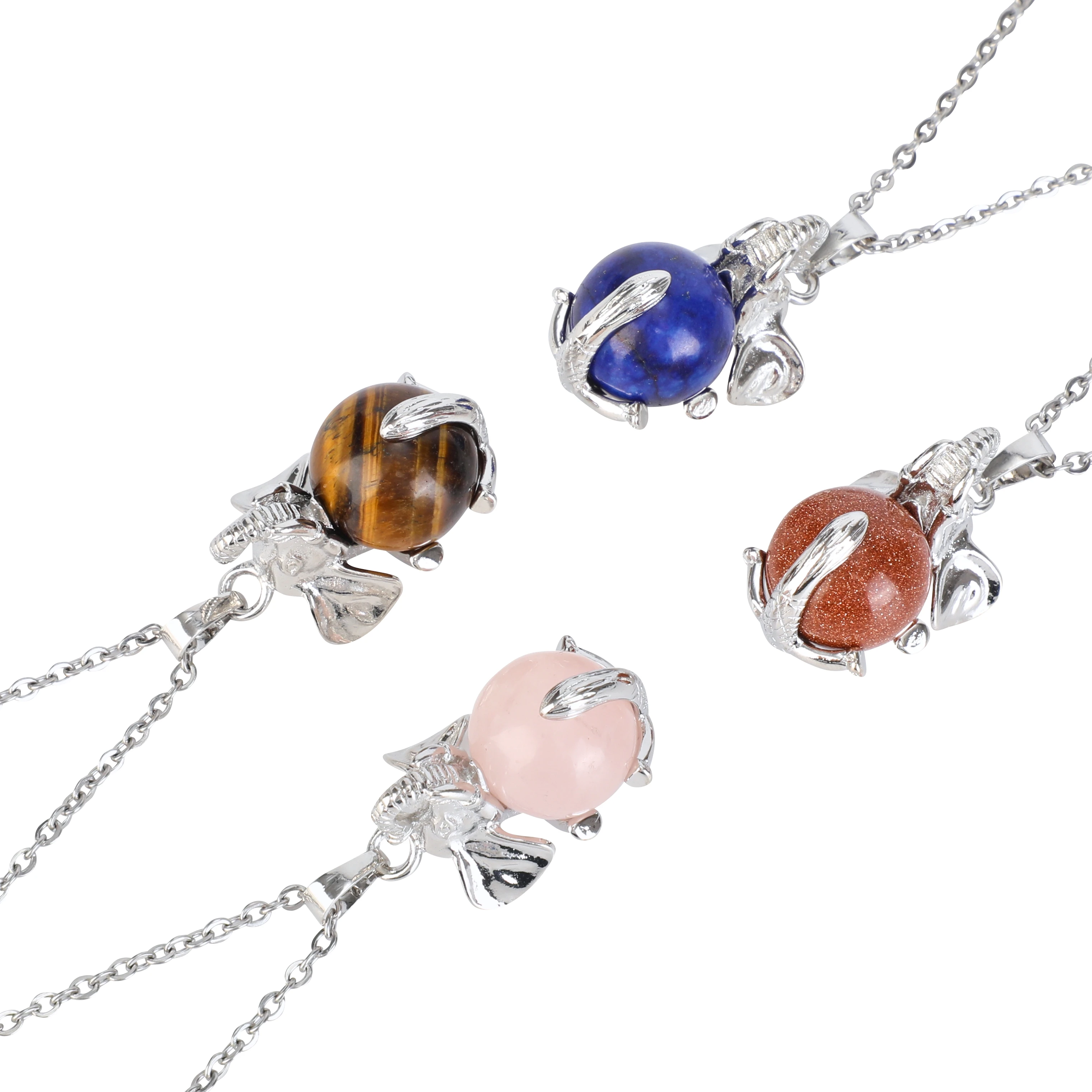 

Подвеска в виде слона из натурального кристалла