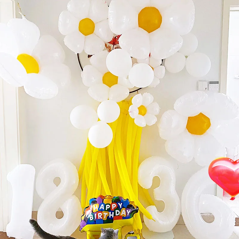 

2pcs White Daisy Foil Balloons Sunflower Balloon Large Helium Globos Wedding Birthday Party Decorations Baby Shower Photo Props