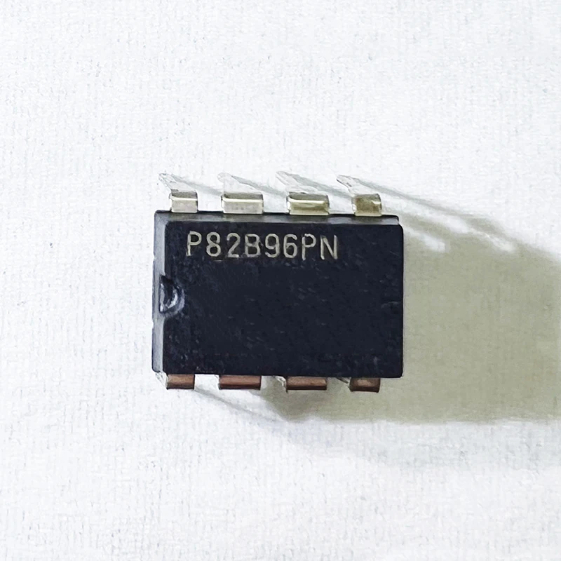 

1 предмет в партии, P82B96 P82B96PN DIP-8
