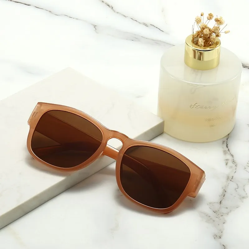 

2022 круглые солнцезащитные очки в стиле ретро, женские брендовые дизайнерские солнцезащитные очки для женщин, женские очки красного цвета