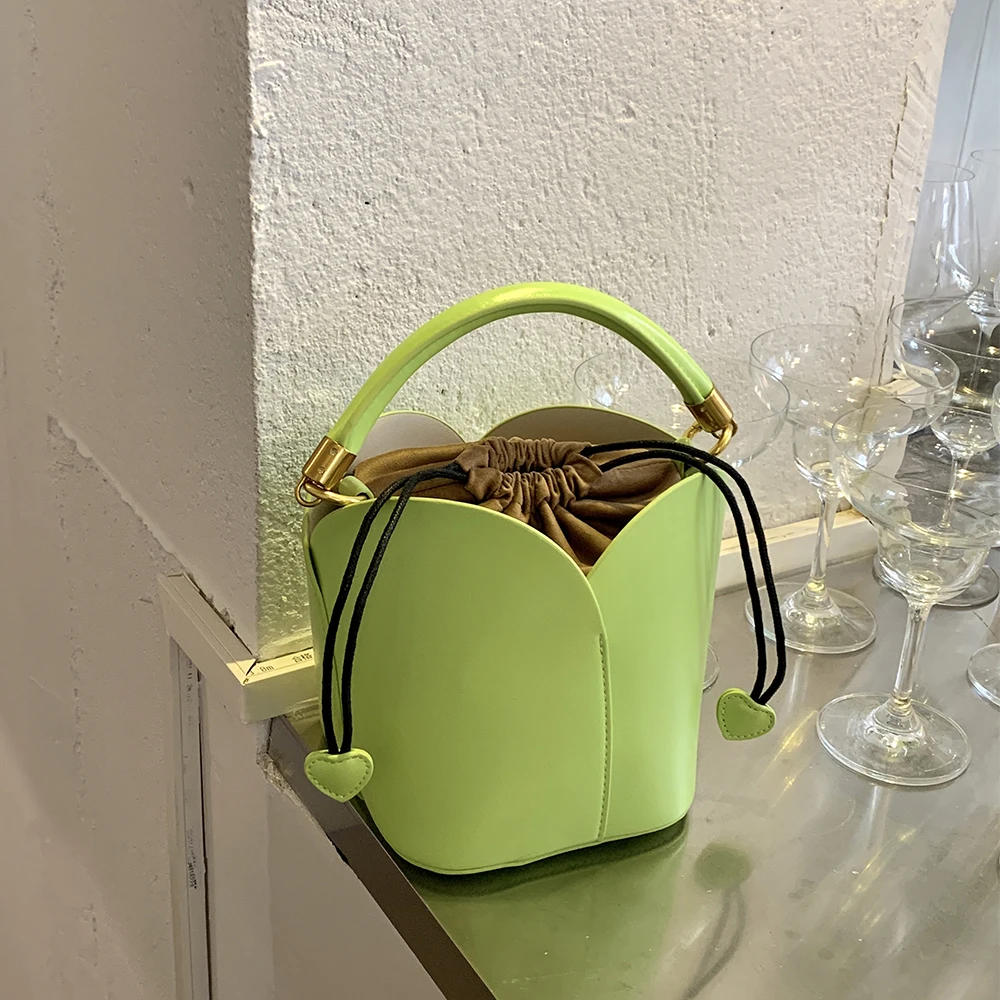 

Special-Interest Design Drawstring Bucket Bag for Women New Fashion Handbag Shoulder Bag Messenger Bag Fashion Trend Design