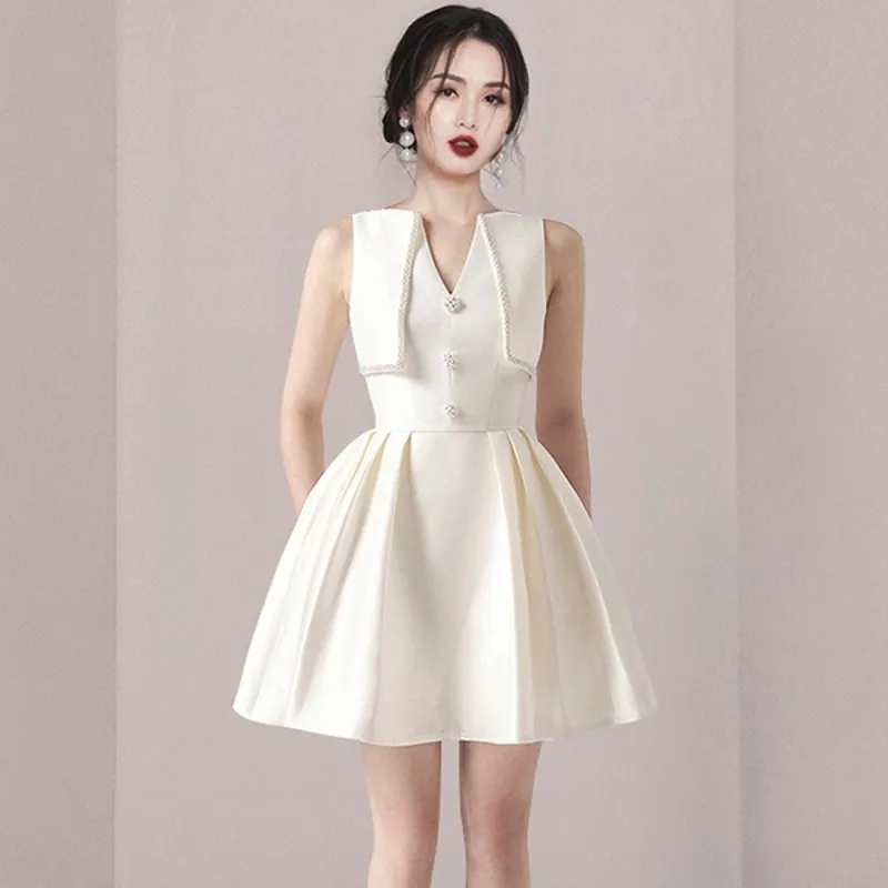 

2022 Summer fashion Temperament Women V-Neck sleeveless Versatile Beaded dress