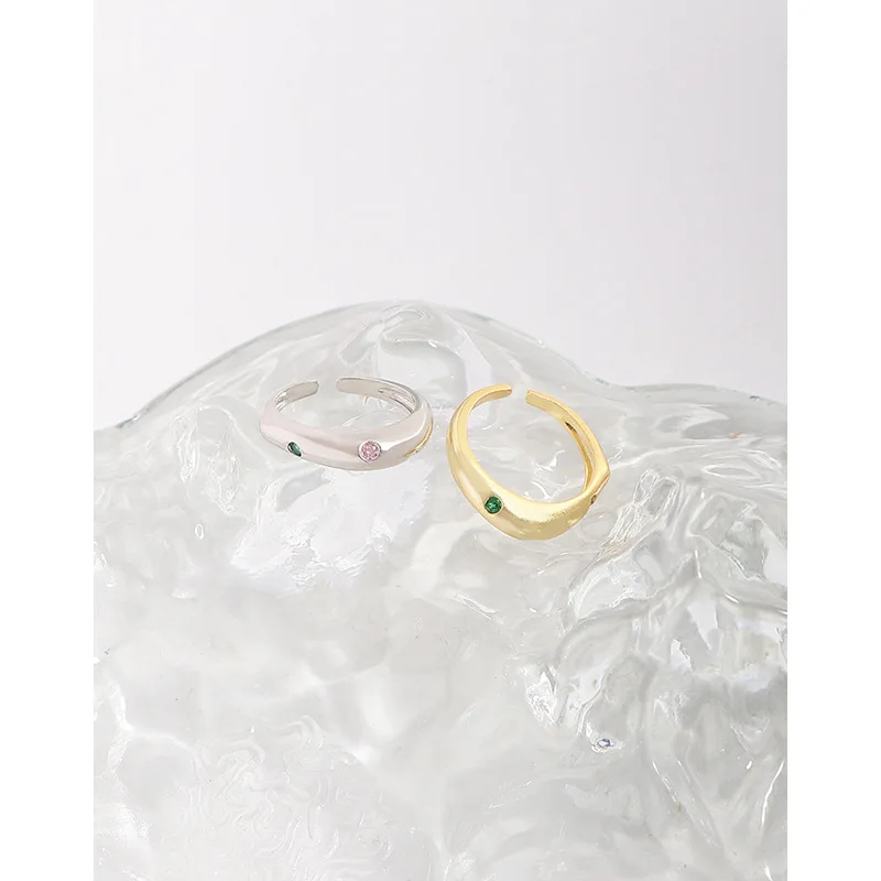 

Женское регулируемое кольцо из серебра 925 пробы с зеленым Цирконом