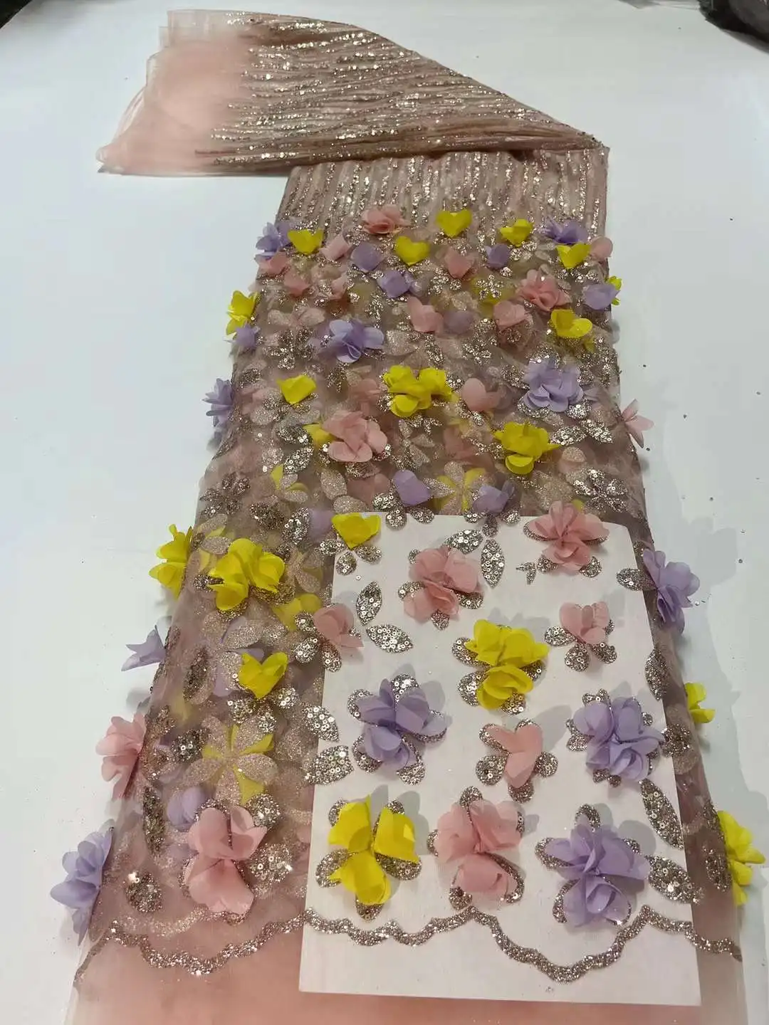 

Красивое Африканское кружево с 3D цветами, блестящая французская Тюлевая сетчатая ткань для вечерних платьев/свадебного платья, платья, розового цвета