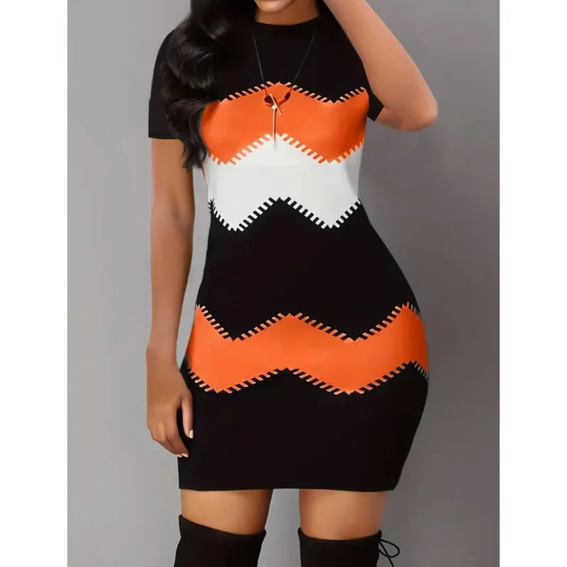 Женское облегающее платье в полоску с высокой талией новинка весны и лета 2024