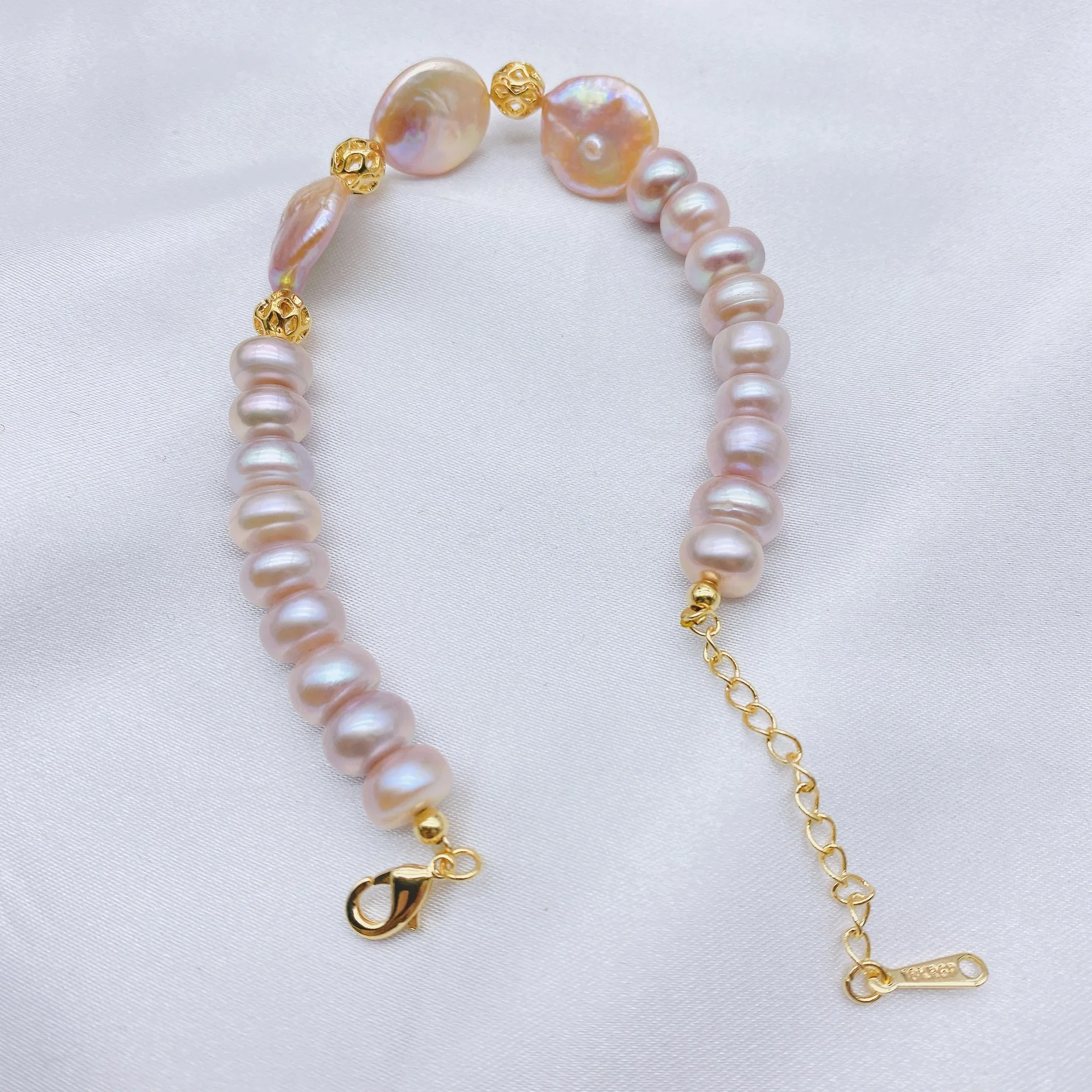 Браслеты из жемчуга в стиле барокко для девушек |