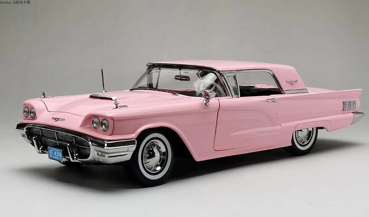 

SunStar 1:18 1960 Ford Thunderbird Hard Top Pink Classic Cars Limited Edition Metal Static Car Model Toy Gift