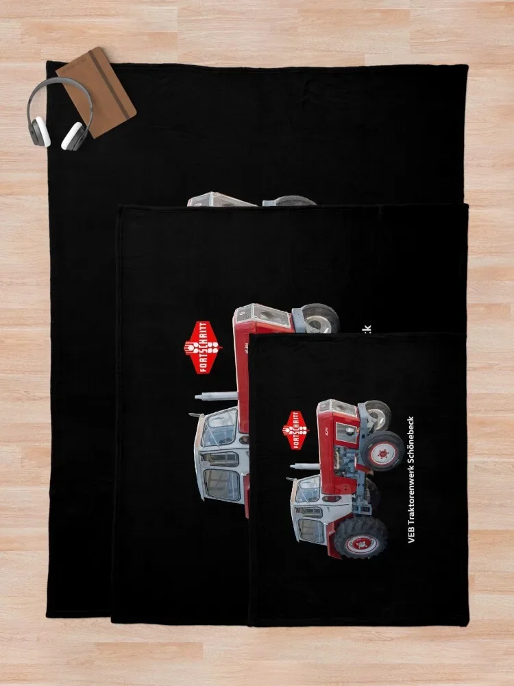 Тракторное одеяло Advance ZT 300 с завода-производителя тракторов VEB Sch? Небек одиночное