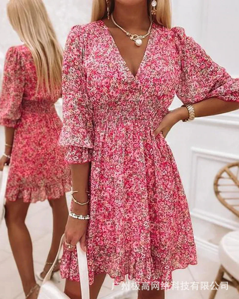 

Женское платье с пышными рукавами, розовое платье-рубашка с цветочным принтом и оборками на подоле, пикантное модное мини-платье с V-образным вырезом для весны и лета