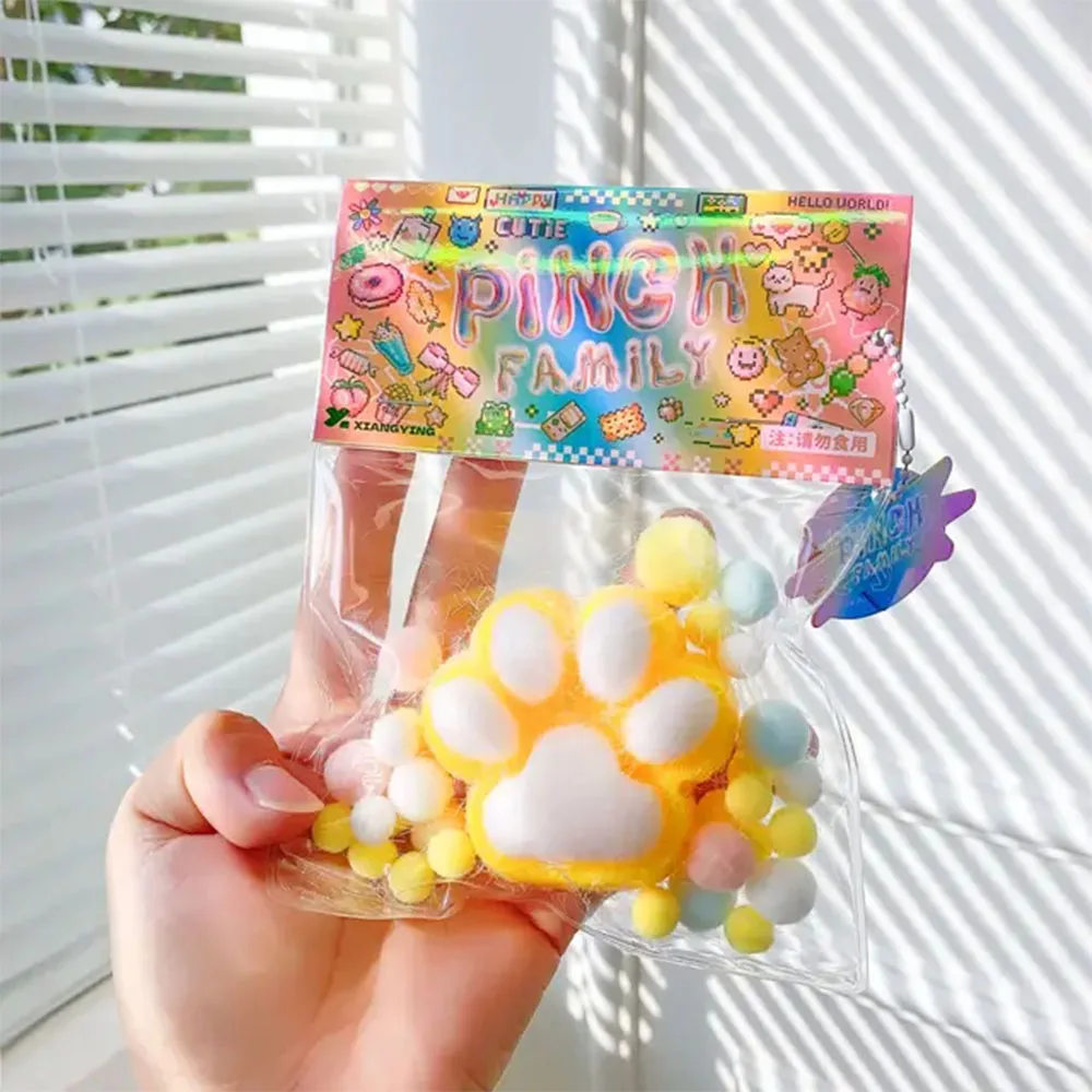 Кавайная плюшевая кошачья лапа