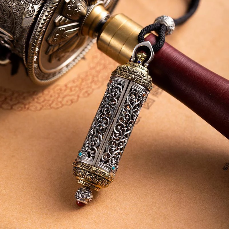 

Flower Seed Buddha Gawu Box Silver Pendant National Tide Personality Pendant Men And Women Amitabha Amulet Necklace