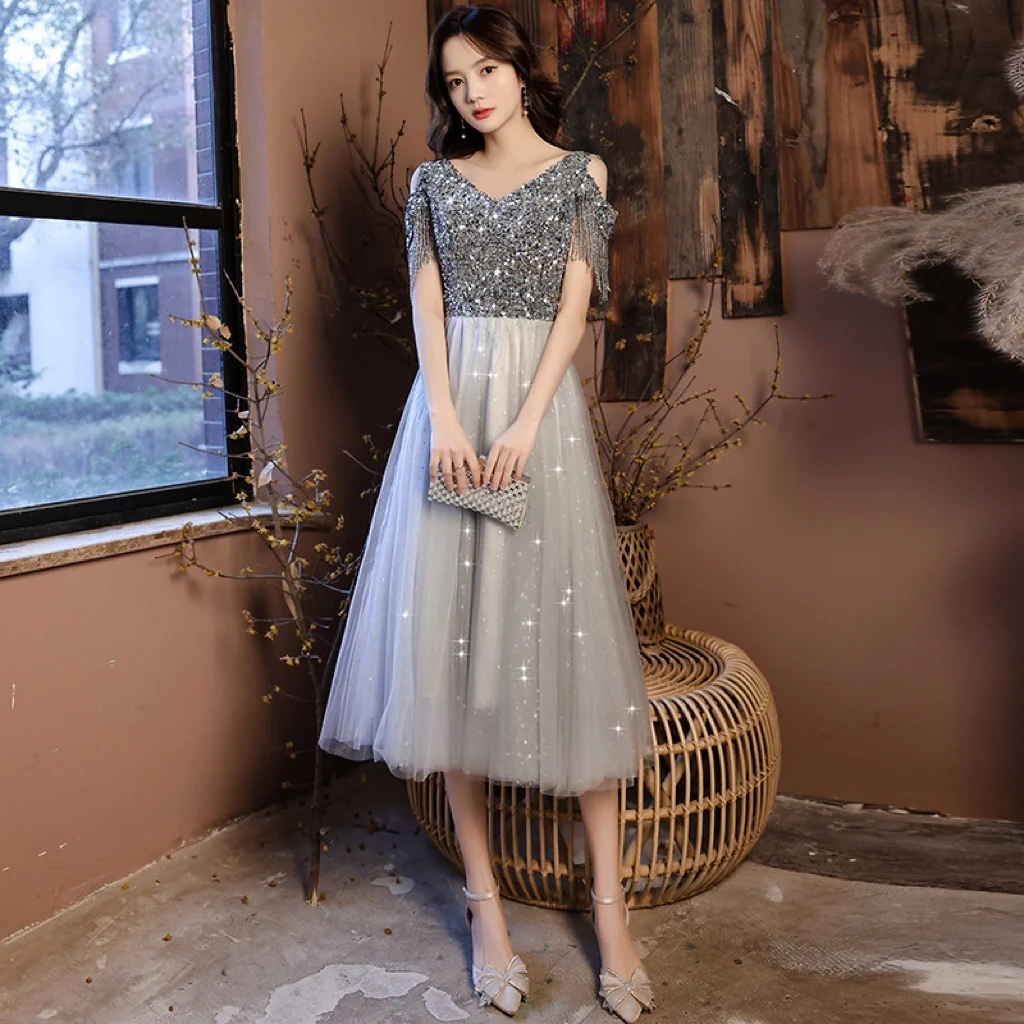 

A Line Silver Gray Tea Length Cocktail Dress Tassel Sleeve Sexy V Neck Off The Shoulder Sequined Lady Party Prom Gown With Beads