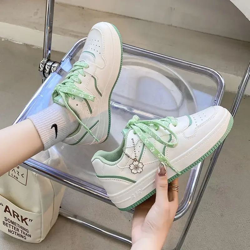 SHANPA универсальные маленькие белые туфли женская дышащая повседневная обувь в