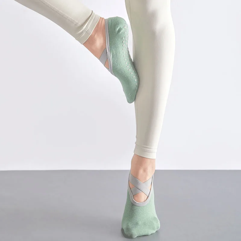 2pairs Women Pilates Sock Breathable Cross Back Anti-Slip Quick-Dry Yoga Sock Ballet Dance Cotton Socks Sport Fitness Ankle Sock