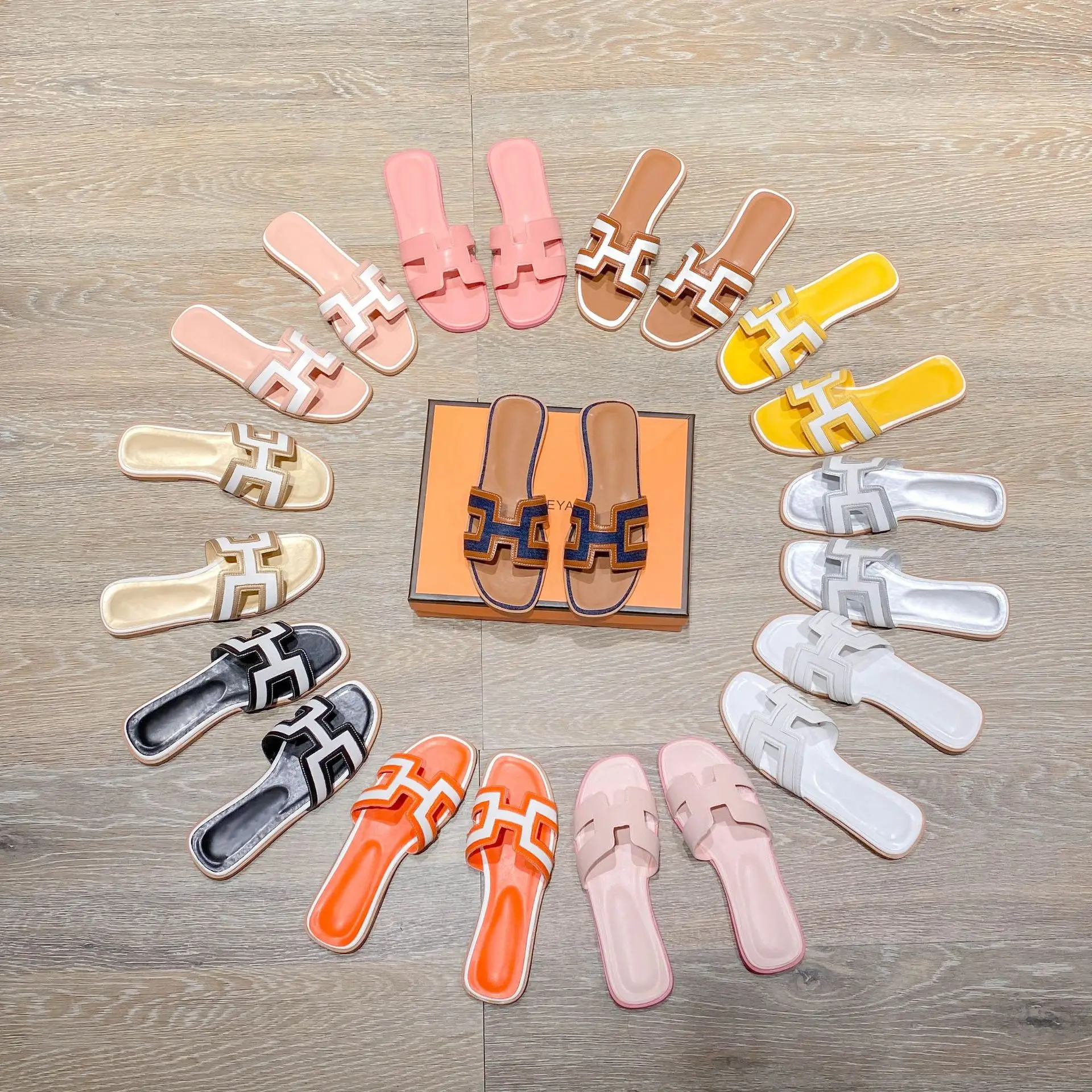 

New Fairy Style Women's Summer Slippers Thick Bottomed Flat Bottomed H-shaped Sandals Summer Herringbone Sandals Women