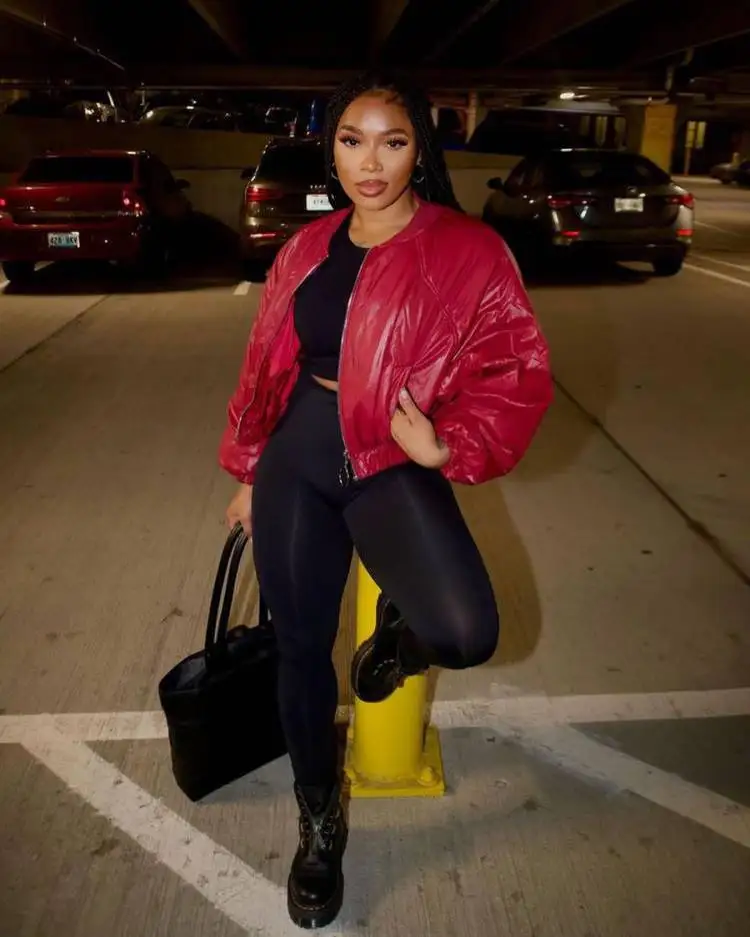 Рисунок 4 - Повседневный пуховик на молнии с длинным рукавом