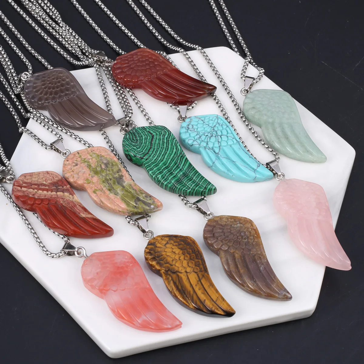 

Natural Semi-precious Bule Turquoise Malachite Angel Wing Shape Pendant Metal Chain Necklace Lovers Jewelry Charm Gift 56X24mm